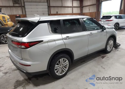 2022 Mitsubishi Outlander Es 2.5 S-Awc z USA, uszkodzony, nr VIN JA4J4TA89NZ033459